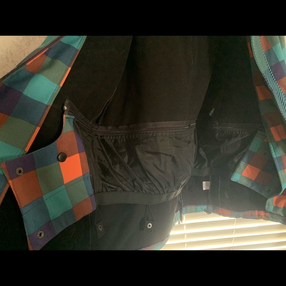 Neff snowboarding jacket - Picture 2 of 7